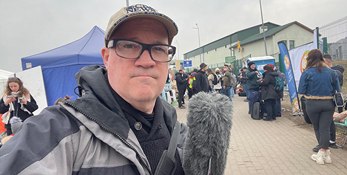 Alumnus T. Sean Herbert, an award-winning producer at CBS News in New York, spent the month of March 2022 reporting from the border of Ukraine and Poland.  
