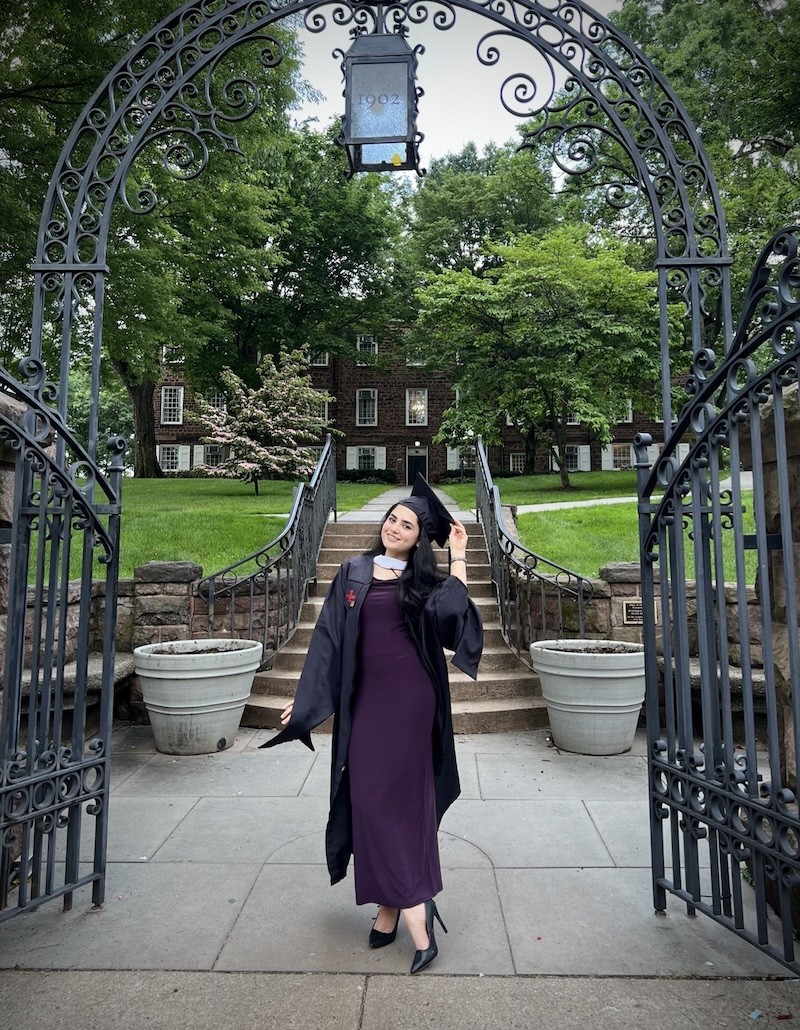 Bridging clinical expertise and communication strategy, Rida Zainab Shah is redefining how healthcare connects with patients.