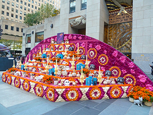 Revised Edition of “Day of the Dead in the U.S.A” Explores the Role of the Media and Commercialization in the Celebration’s Growing Popularity 