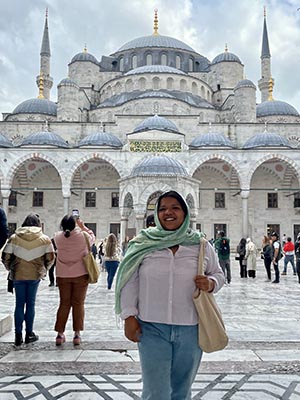 Brown-Abby-Istanbul