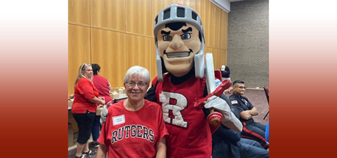 Dean Dafna Lemish with the Scarlet Knight dean_lemish